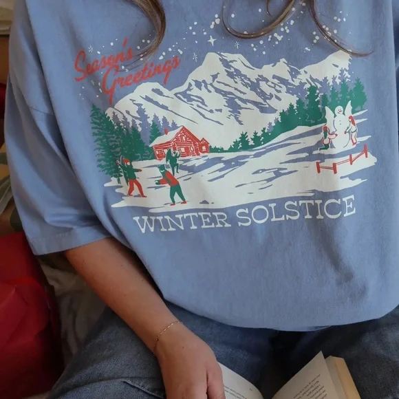 ACOTAR Winter Solstice 'Boxy' T-Shirt - Picture 2 of 5